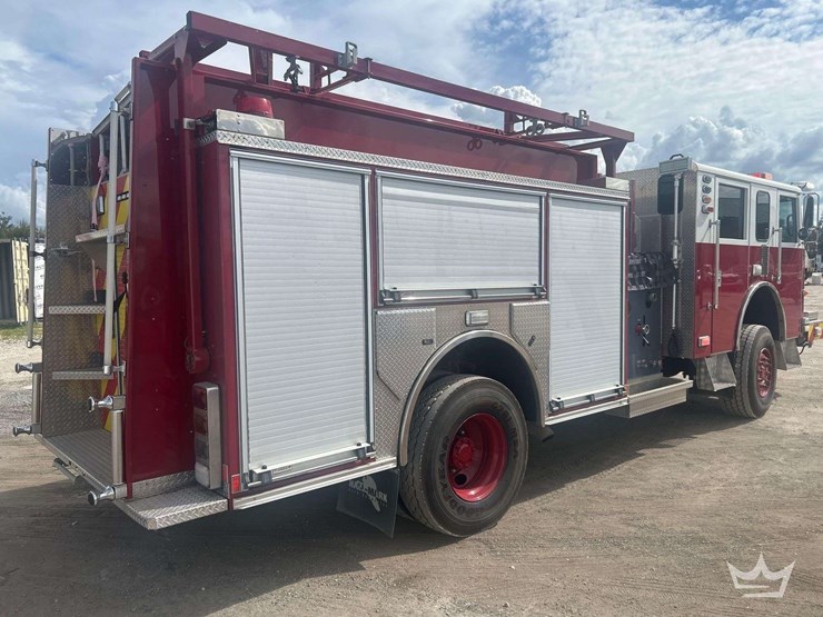 2003-pierce-4x4-rescue-pumper-fire-truck-image-3
