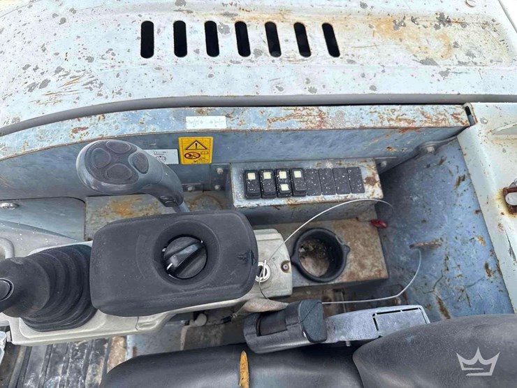 2019-takeuchi-tb235-2-image-20