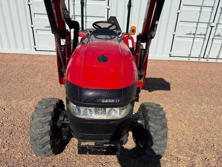case-ih-farmall-40a-image-26
