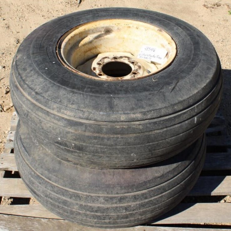 (2) 12.5Lx16 Tractor Tires off of Hydro 70