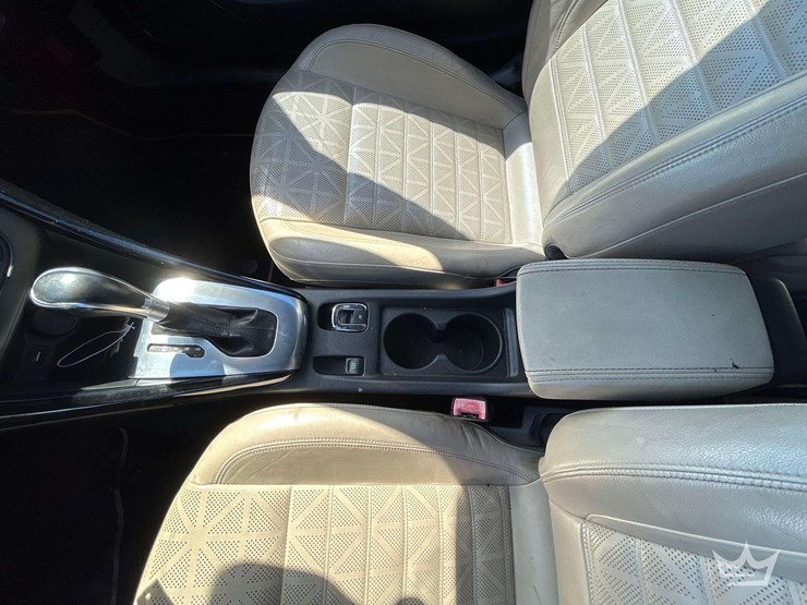 2018-buick-cascada-sedan-image-17