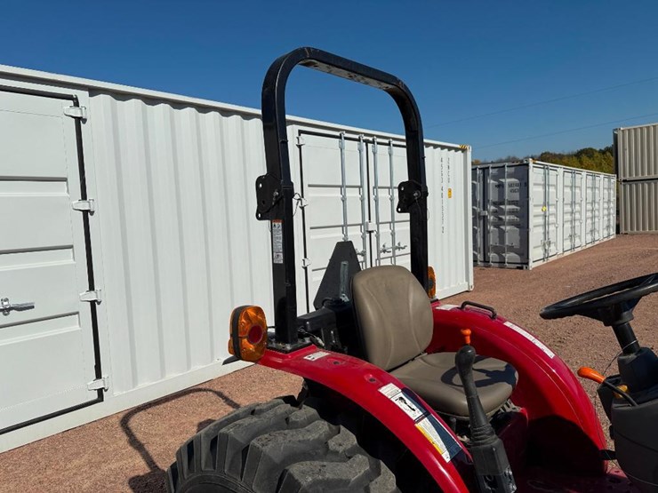 case-ih-farmall-40a-image-21
