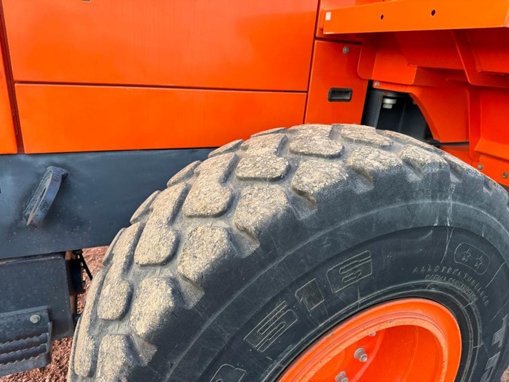2017-doosan-dl250-5-image-9