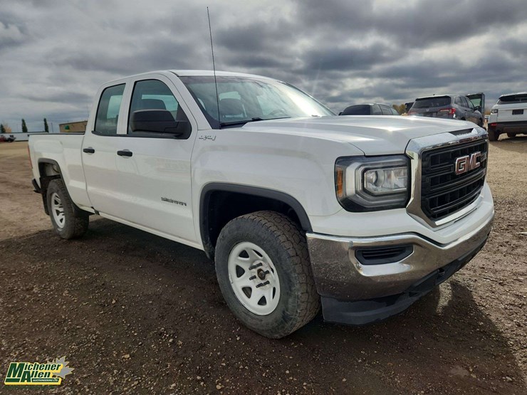 2017-gmc-sierra-1500-image-2