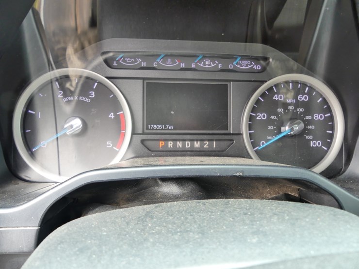 2017-ford-f450-xlt-image-11