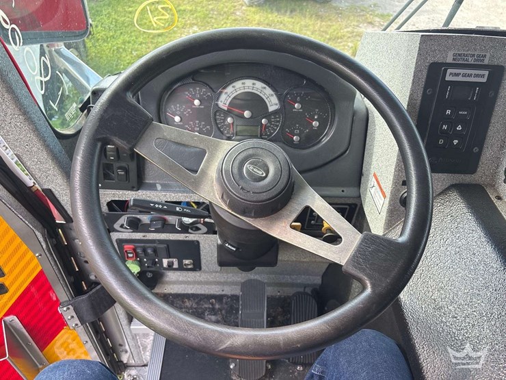 2019-e-one-pumper-image-19