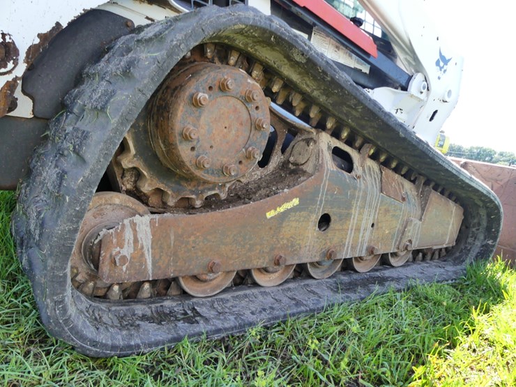 2015-bobcat-t770-image-6