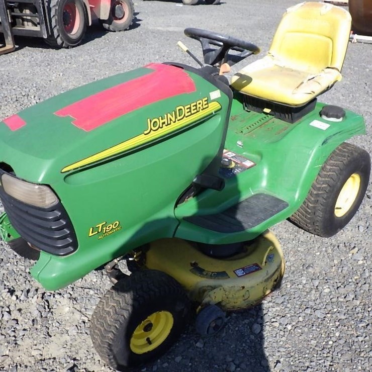 JOHN DEERE LT190