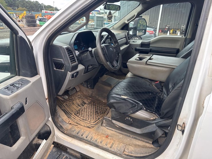 2020-ford-f250-image-23