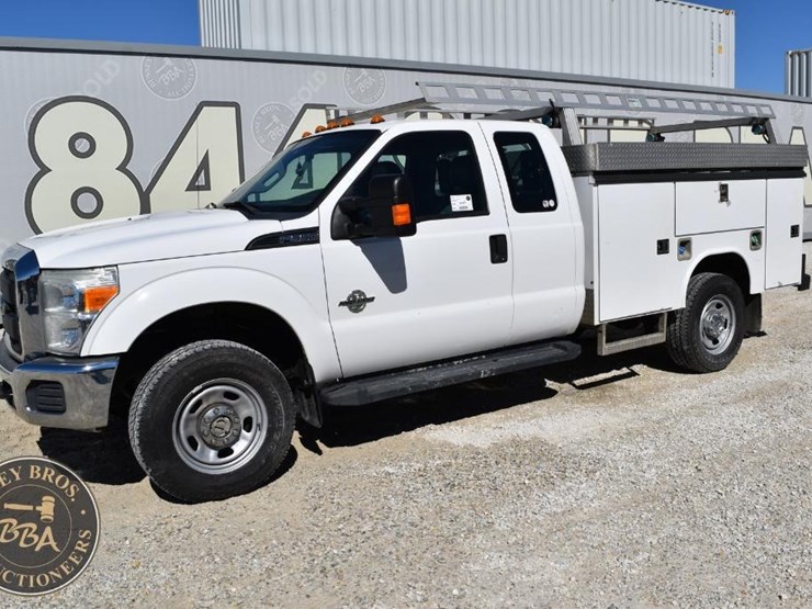 2015-ford-f350-sd-image-8