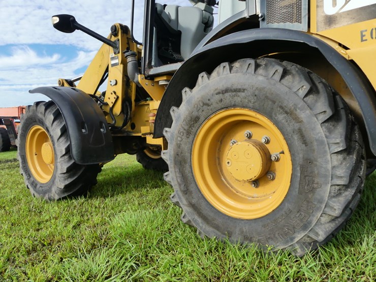 caterpillar-908h2-image-5