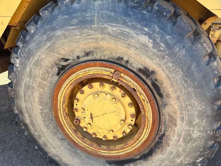 2000-caterpillar-613c-image-27