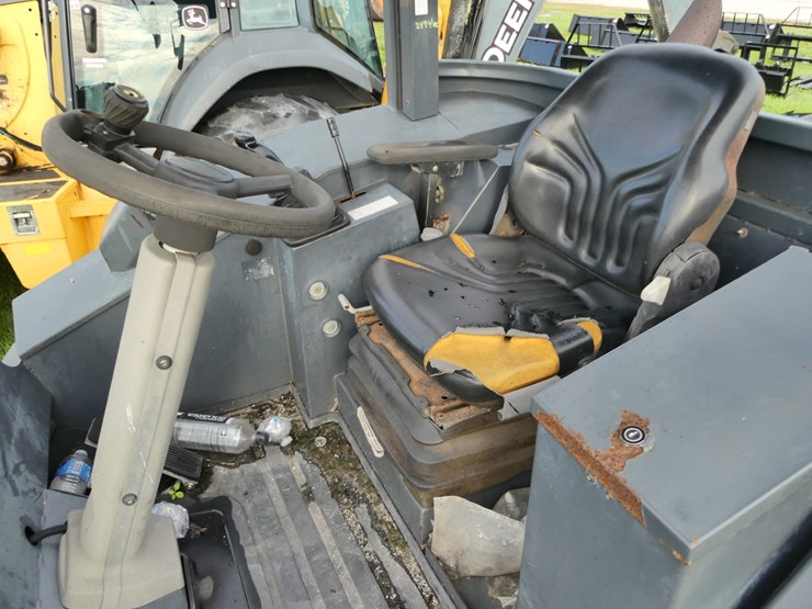 deere-304k-image-11