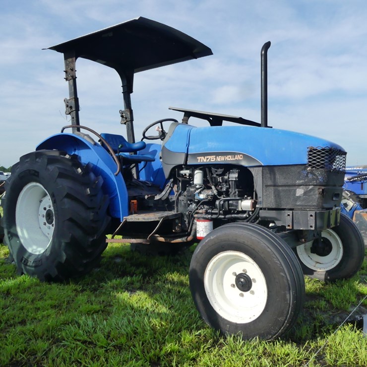 NEW HOLLAND TN75