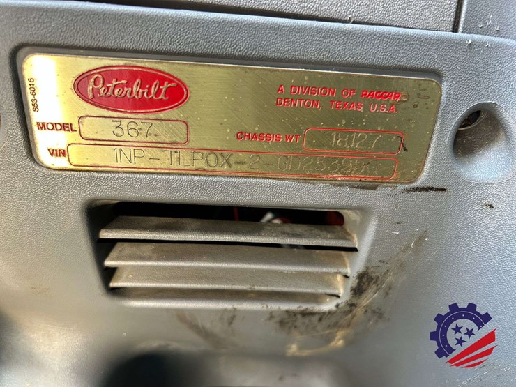 2016-peterbilt-367-image-102