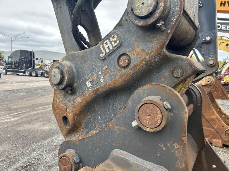 2023-john-deere-350-image-57