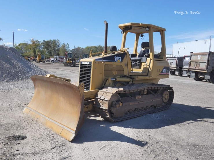 2004-caterpillar-d5g-image-3