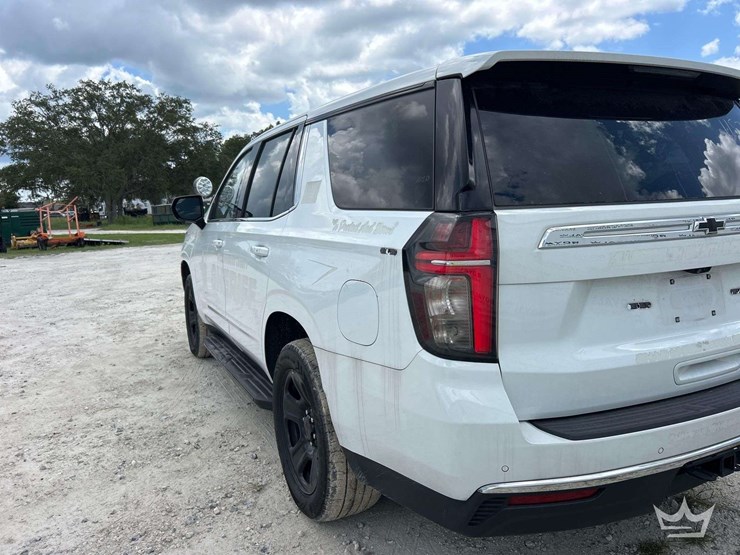 2022-chevrolet-tahoe-image-4