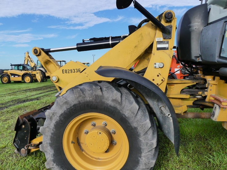 caterpillar-908h2-image-7