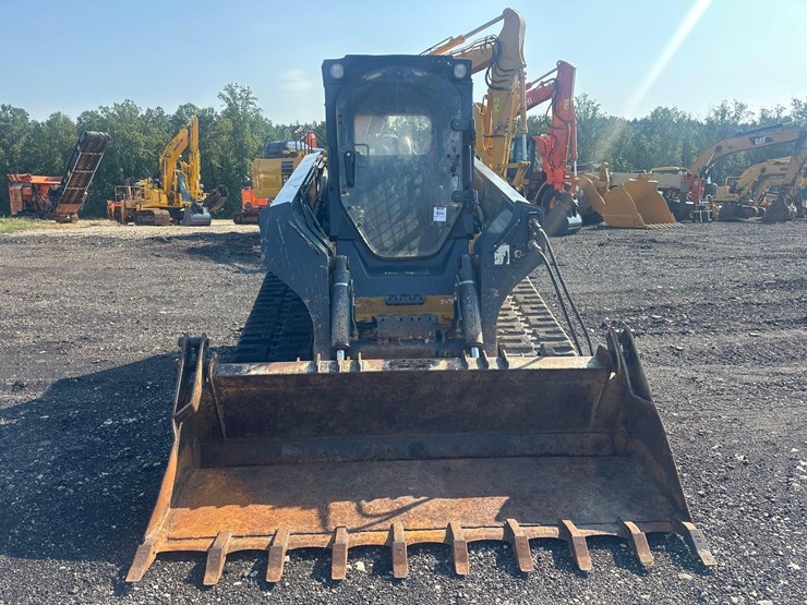 2019-deere-333g-image-2