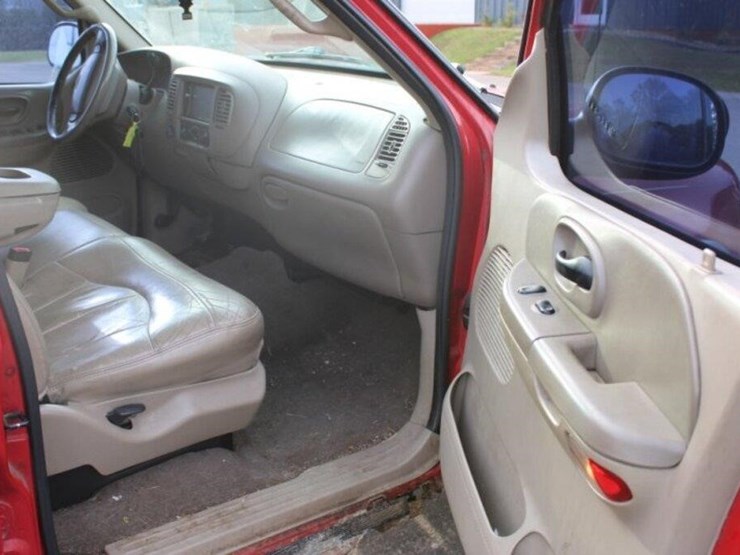 2001-ford-f150-image-14