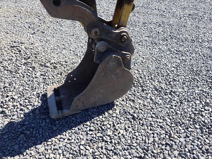 caterpillar-305e2-image-19