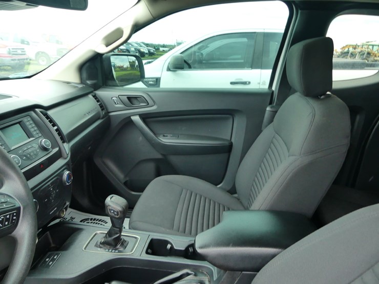 2020-ford-ranger-xl-image-11