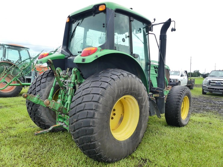 john-deere-6115m-image-3