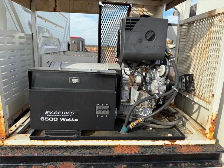 2008-international-durastar-4300-image-28