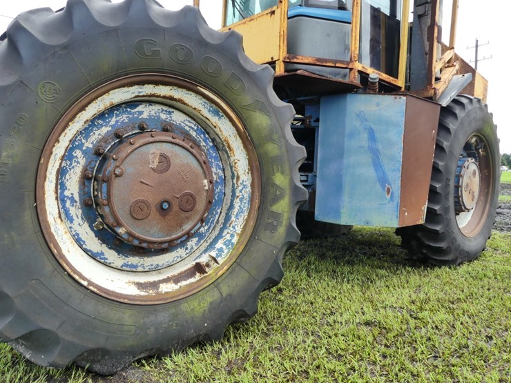 new-holland-9682-image-8