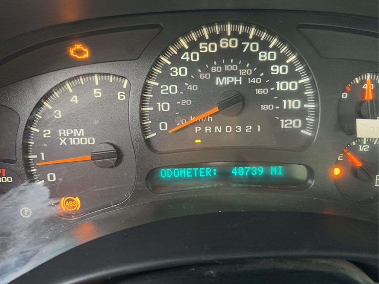2006-chevrolet-silverado-3500-image-24