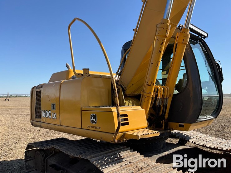 2005-deere-160c-lc-image-10