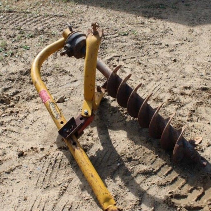 Speeco 3PT Auger with 10" Bit