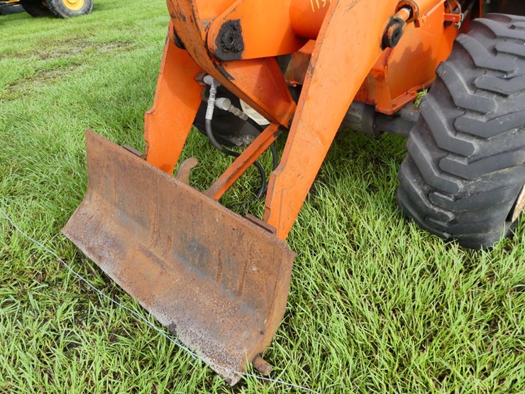 2006-kubota-r520-image-8