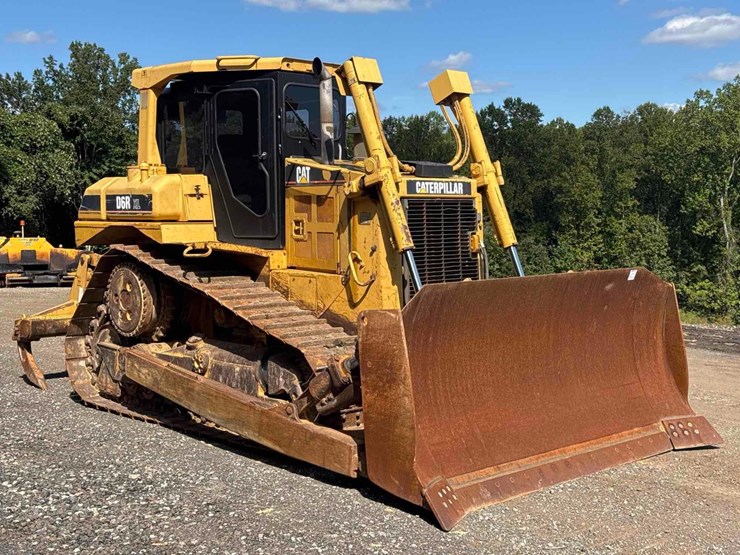 2000-caterpillar-d6r-xl-image-1