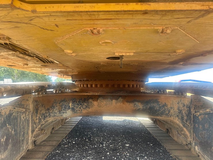 2017-caterpillar-336fl-image-28