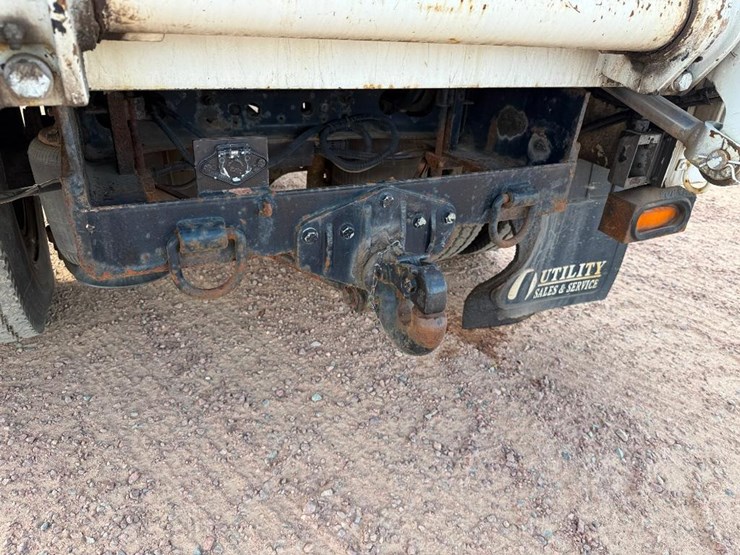 2008-international-durastar-4300-image-35
