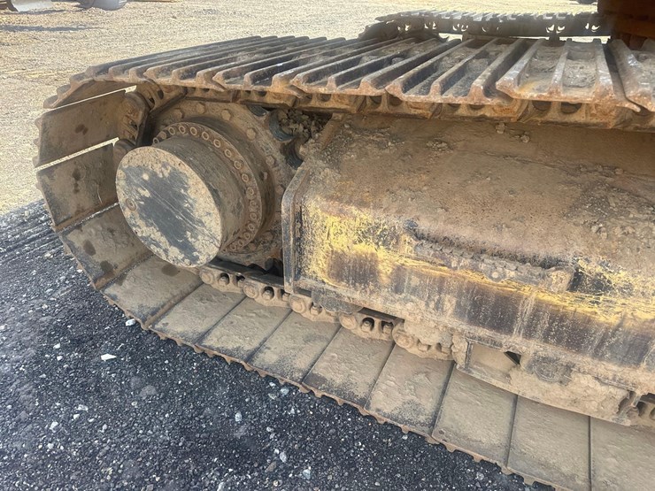 2017-caterpillar-336fl-image-26