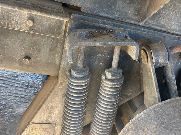 1989-cummins-855-image-11