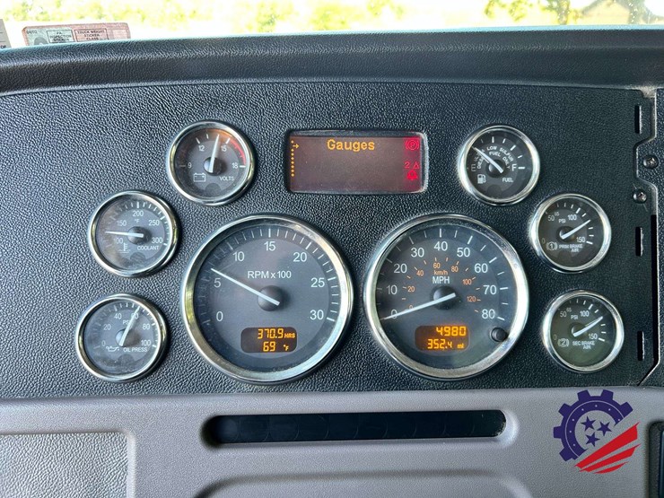 2016-peterbilt-367-image-72
