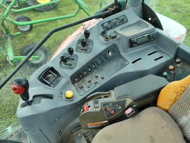 2016-kubota-m6-141-image-12
