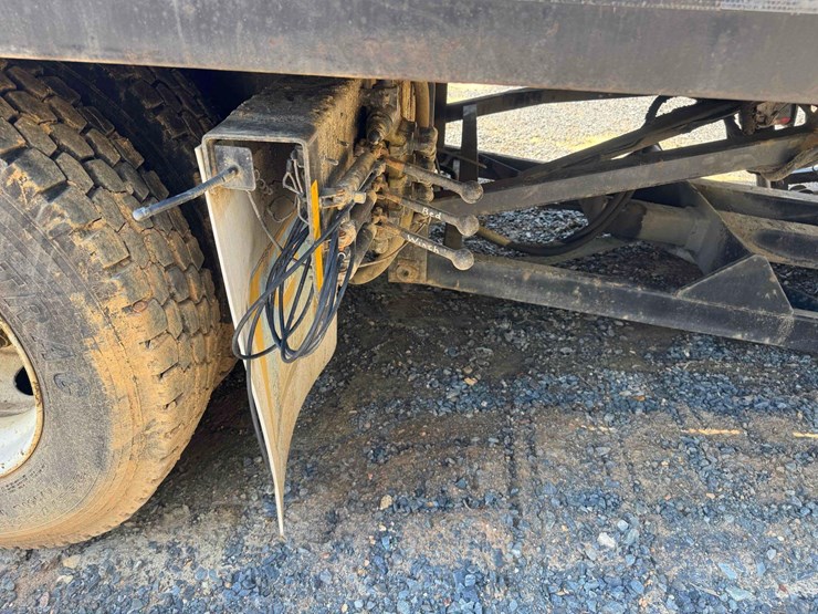 2006-caterpillar-c7-image-13