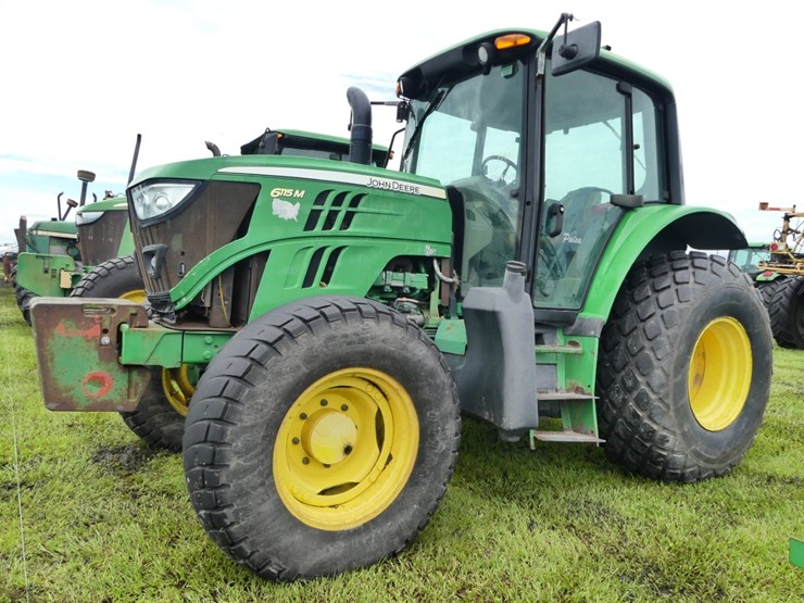 john-deere-6115m-image-1