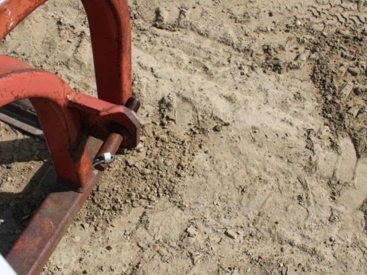 3pt-bale-fork-46"x53"-image-8