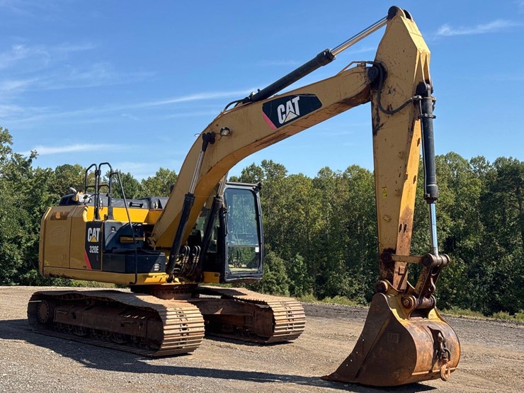 2013-caterpillar-320el-image-9