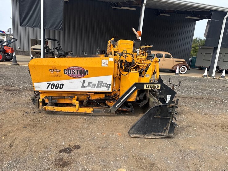 2008-leeboy-l7000t-image-2
