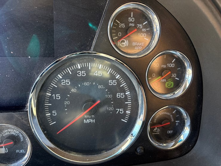 2018-kenworth-t680-image-73