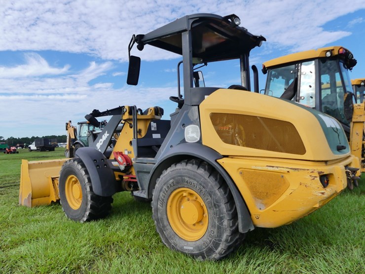 deere-304k-image-4