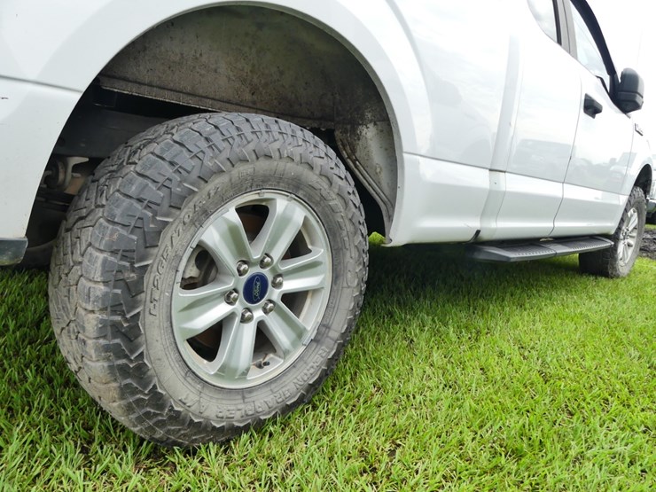 2019-ford-f150-xl-image-6