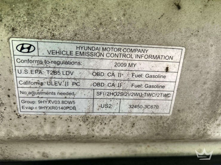 2009-hyundai-genesis-sedan-image-10